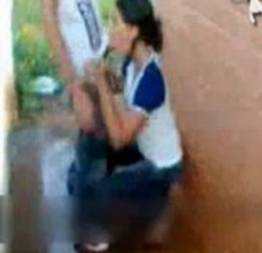 Chupetinha rápida no intervalo da aula