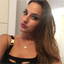 Novinha de luxo se for duas rolas ao mesmo tempo cobro mais caro