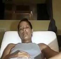 Xvideos Coroa Caseira Mandou Nudes Porno Caseiro Gozando Na Siririca
