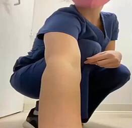 Médica pelada buceta bonitinha